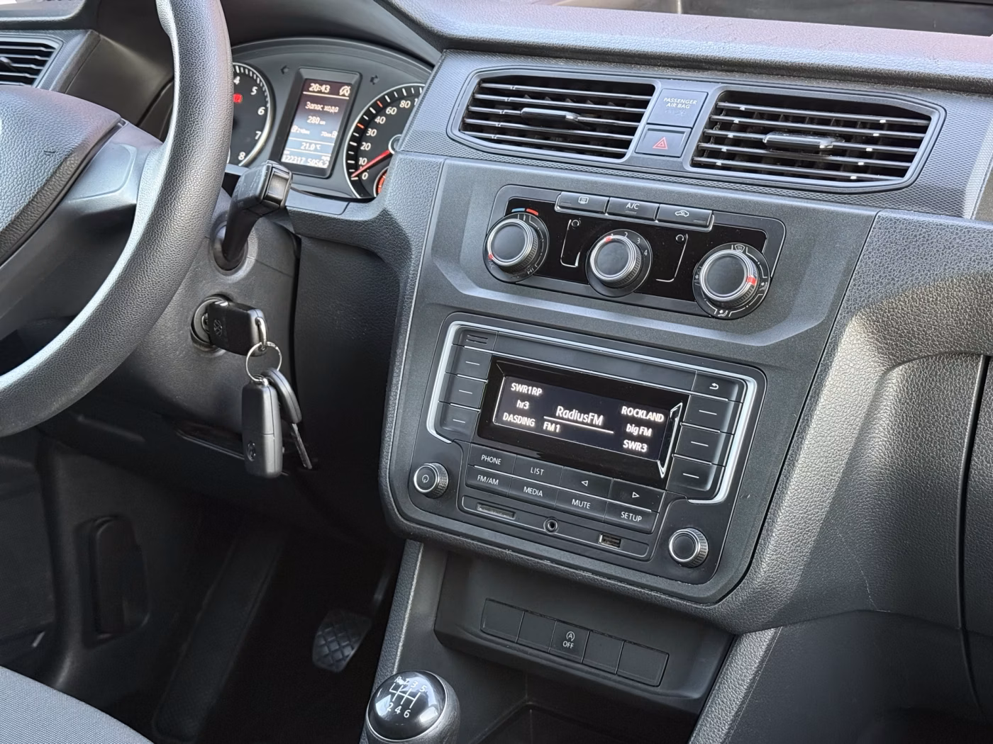 Volkswagen Caddy фото 13