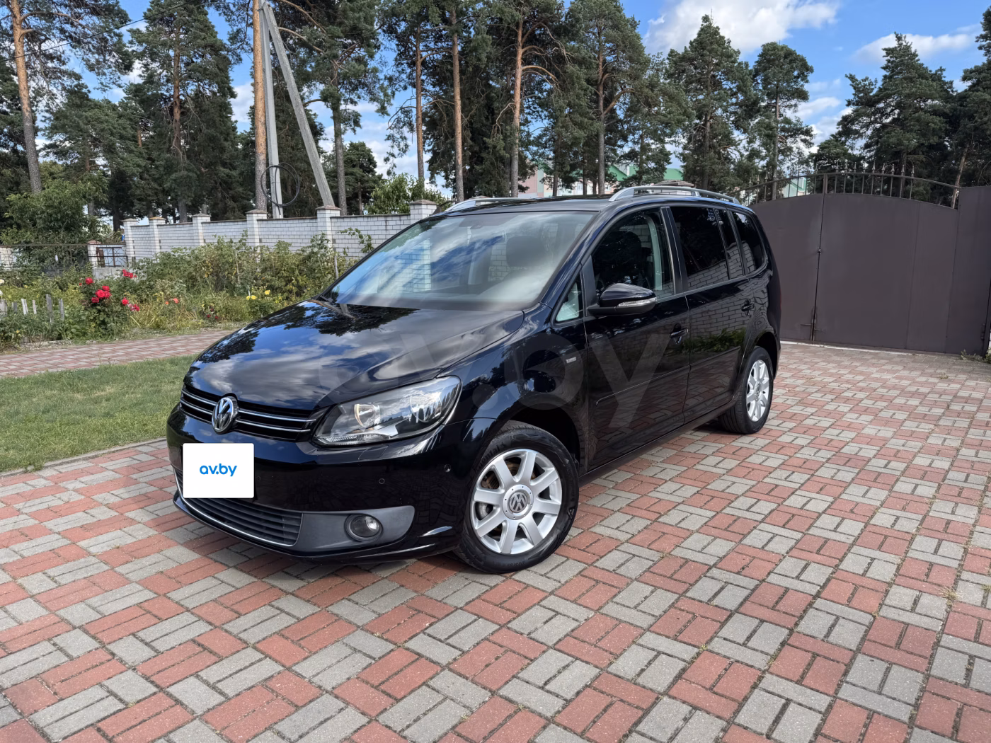 Volkswagen Touran фото 2