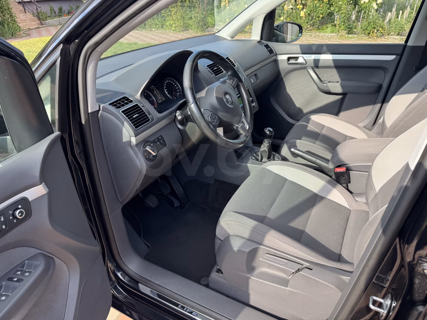 Volkswagen Touran фото 11