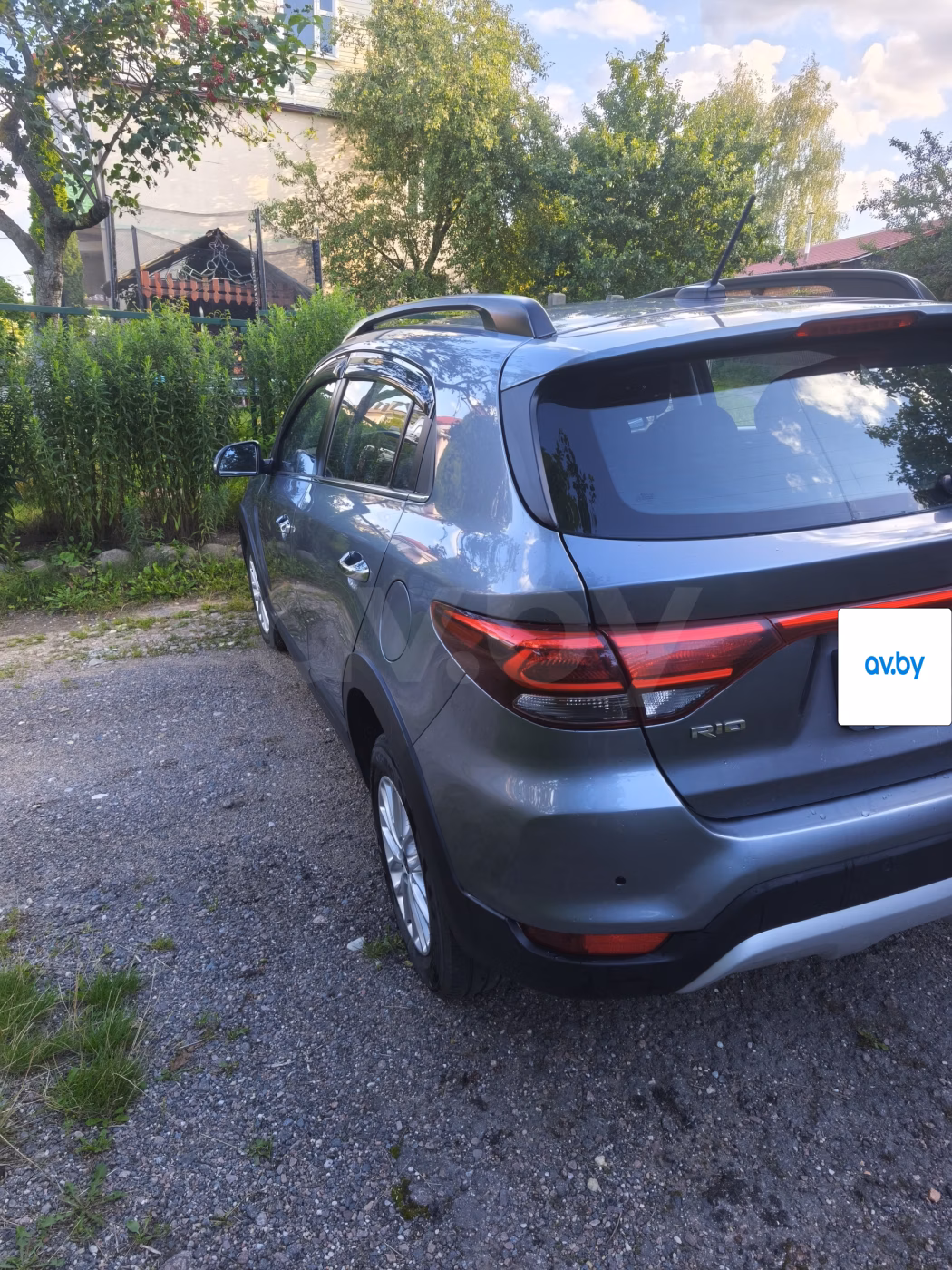Kia Rio X (X-Line) фото 3