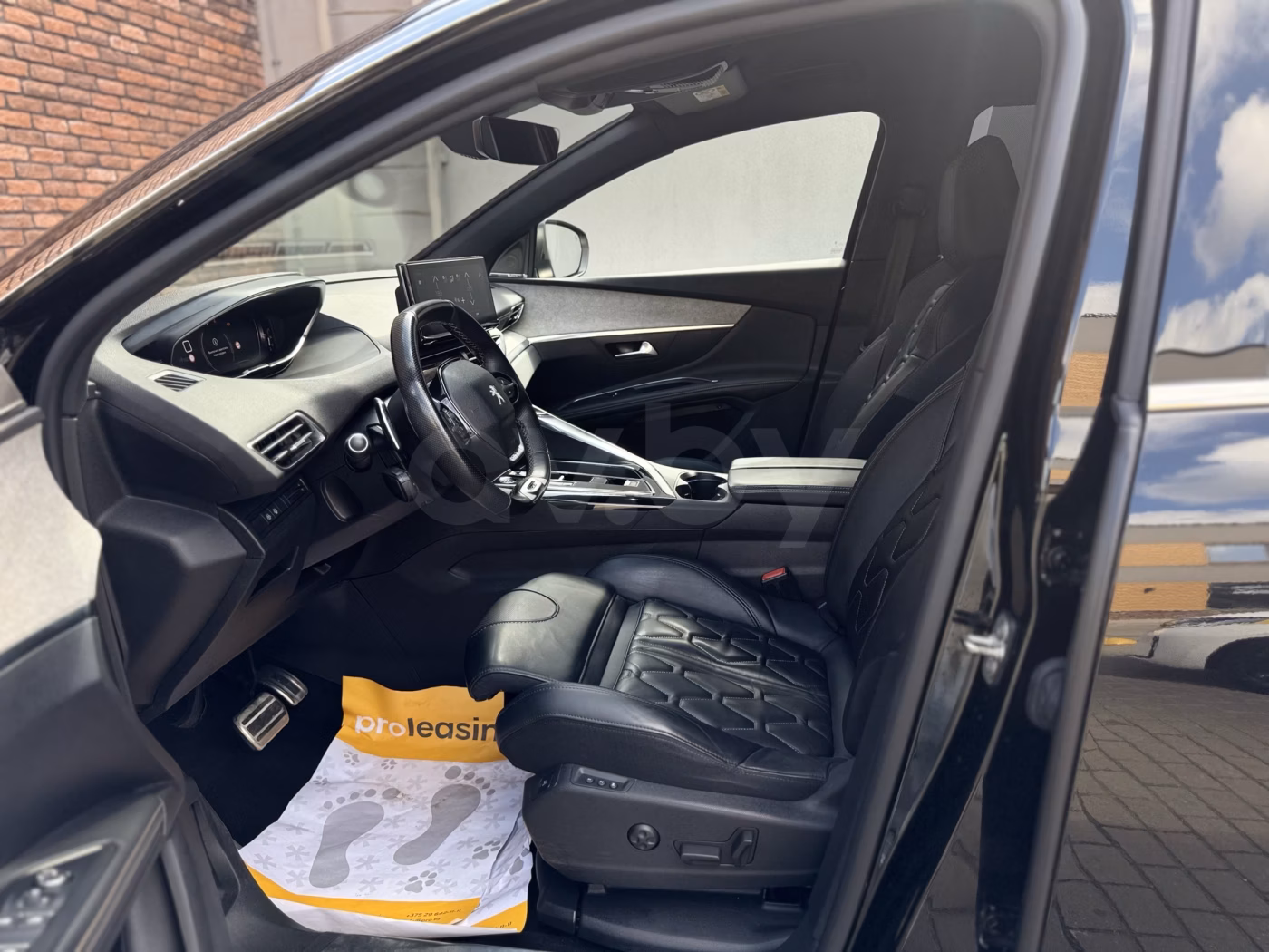 Peugeot 5008 фото 9