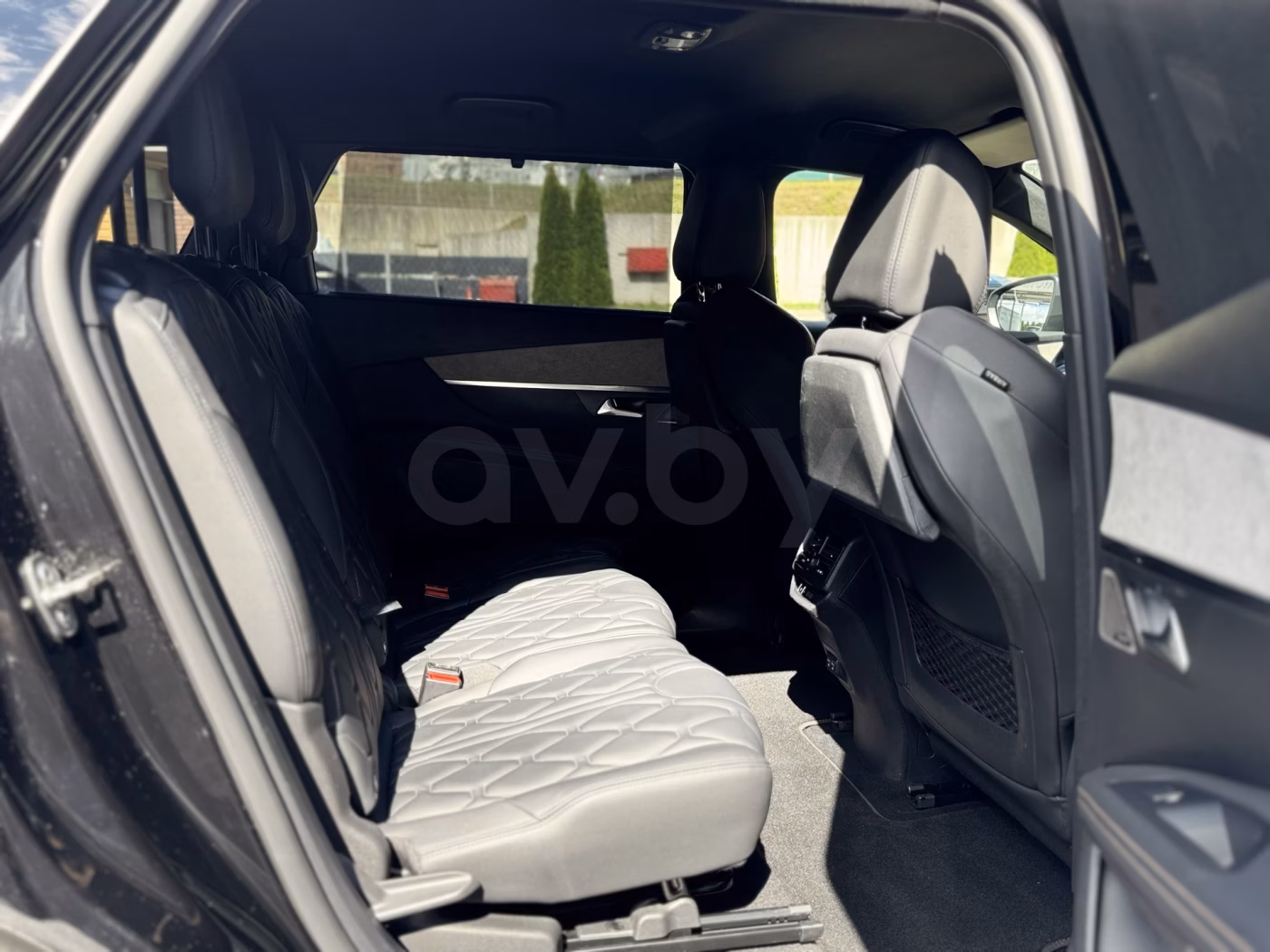 Peugeot 5008 фото 12