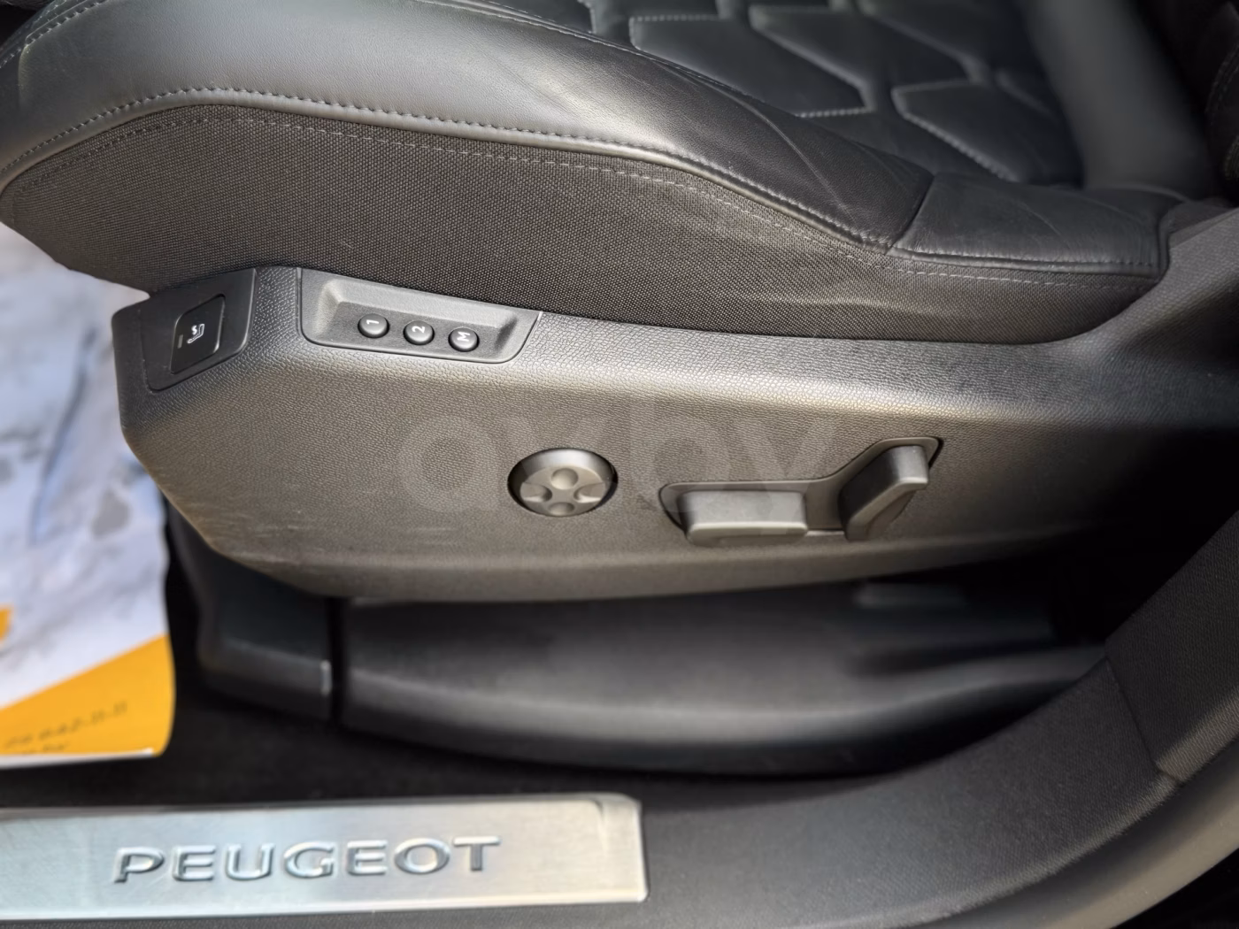 Peugeot 5008 фото 19