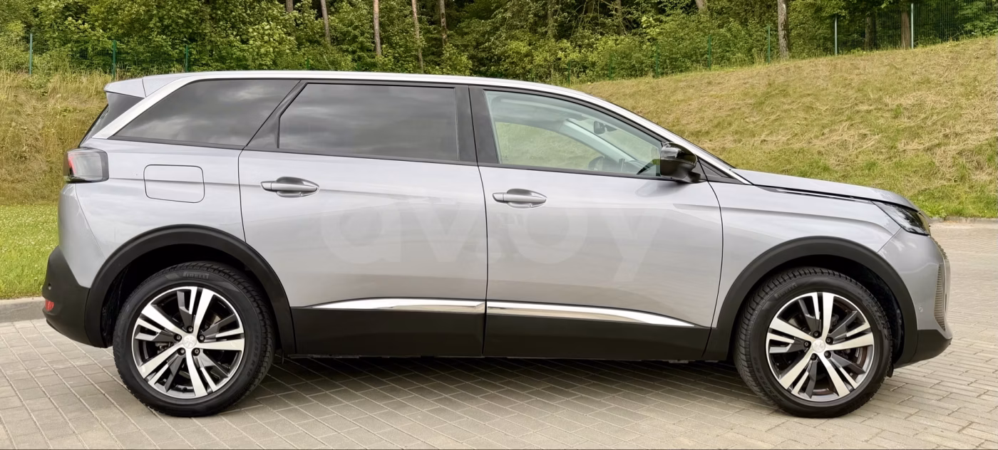 Peugeot 5008 фото 3
