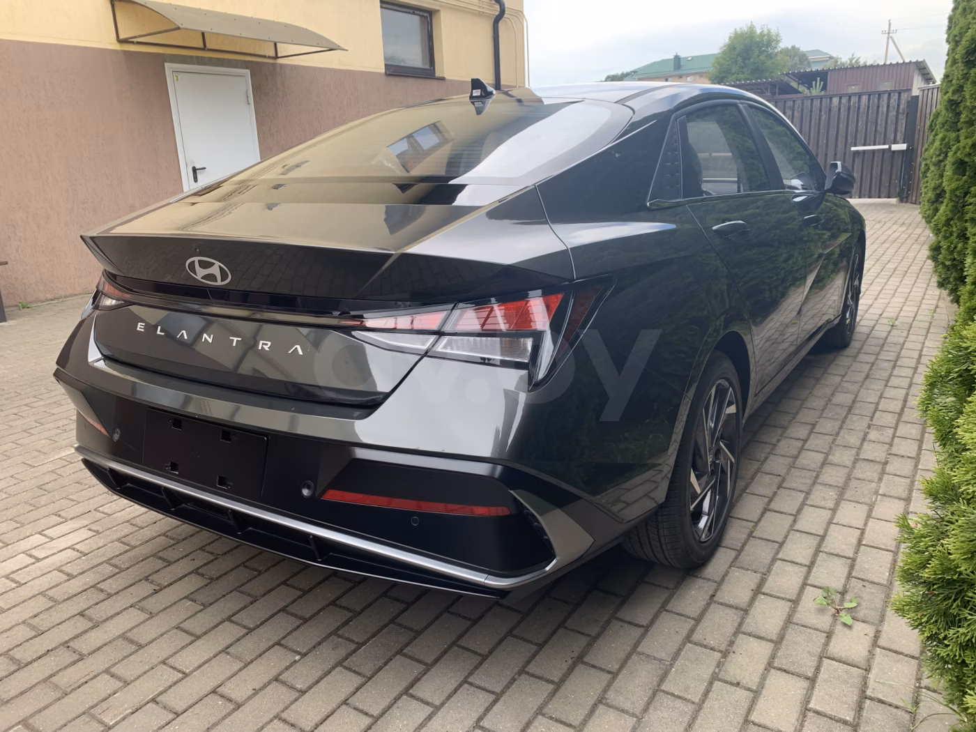 Hyundai Elantra фото 5