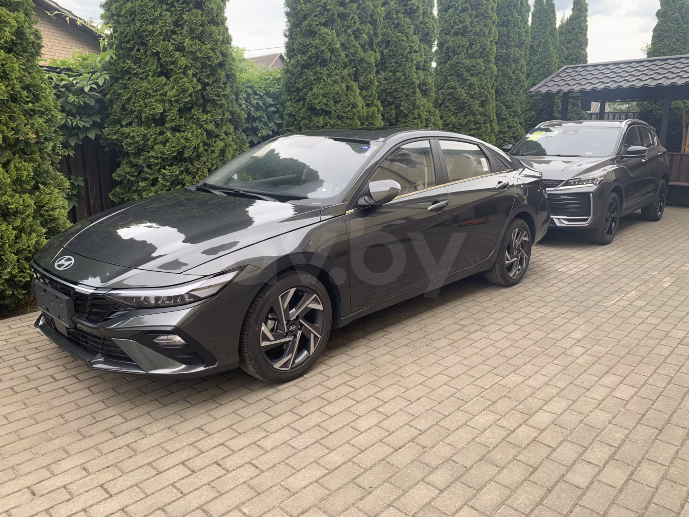 Hyundai Elantra фото 3