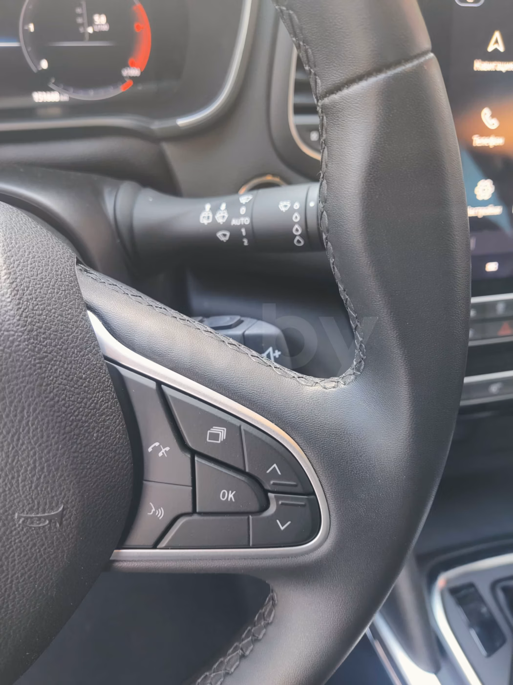 Renault Megane фото 13