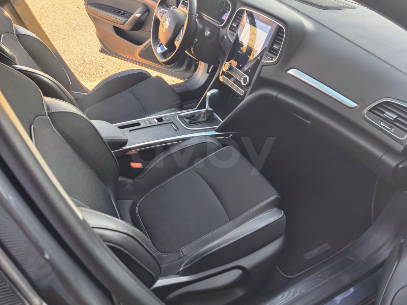 Renault Megane фото 8