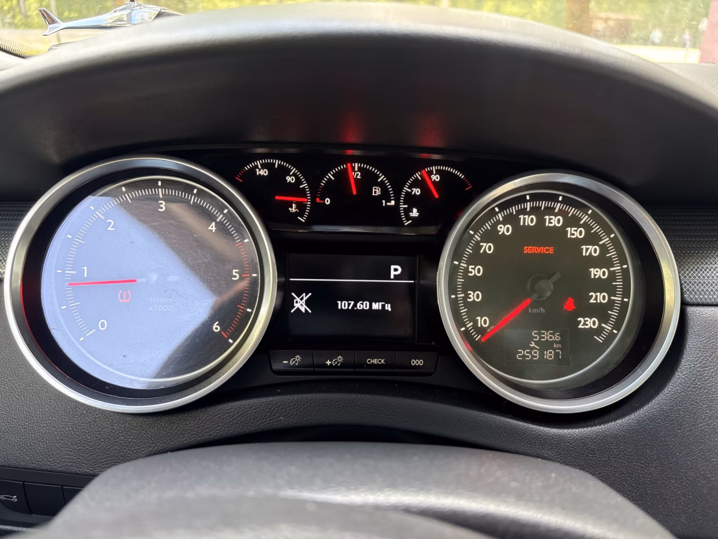 Peugeot 508 фото 8