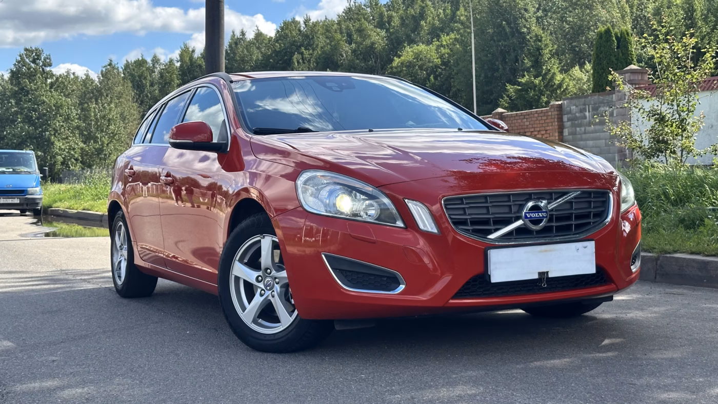 Volvo V60 фото 6