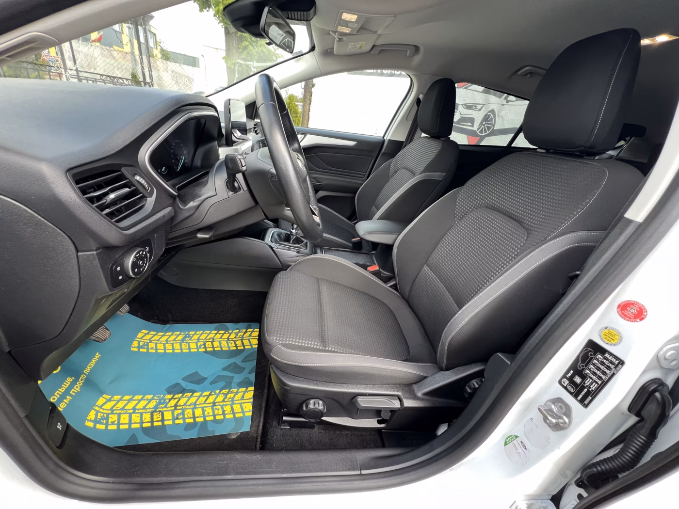 Ford Focus фото 14