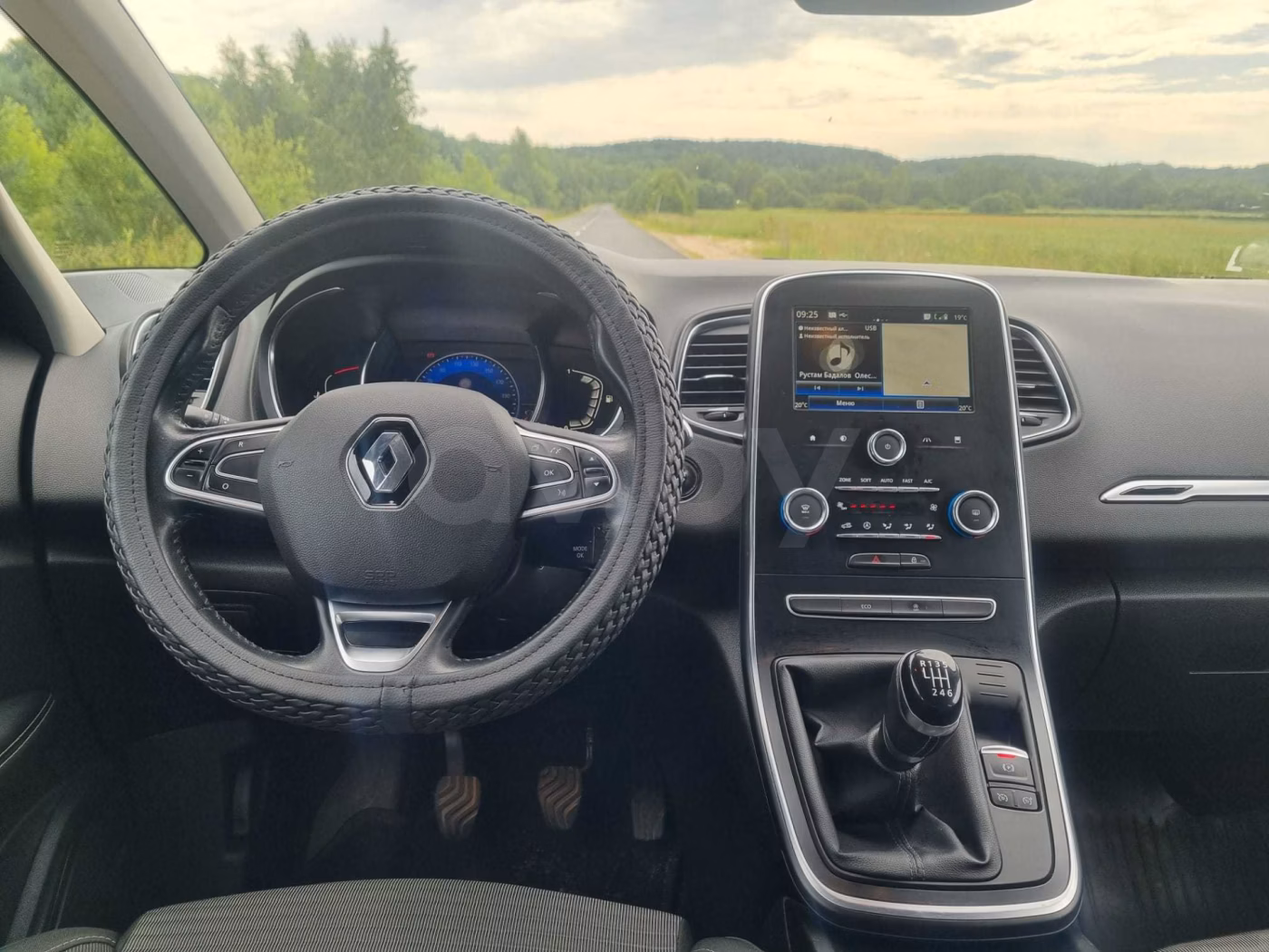Renault Grand Scenic фото 4