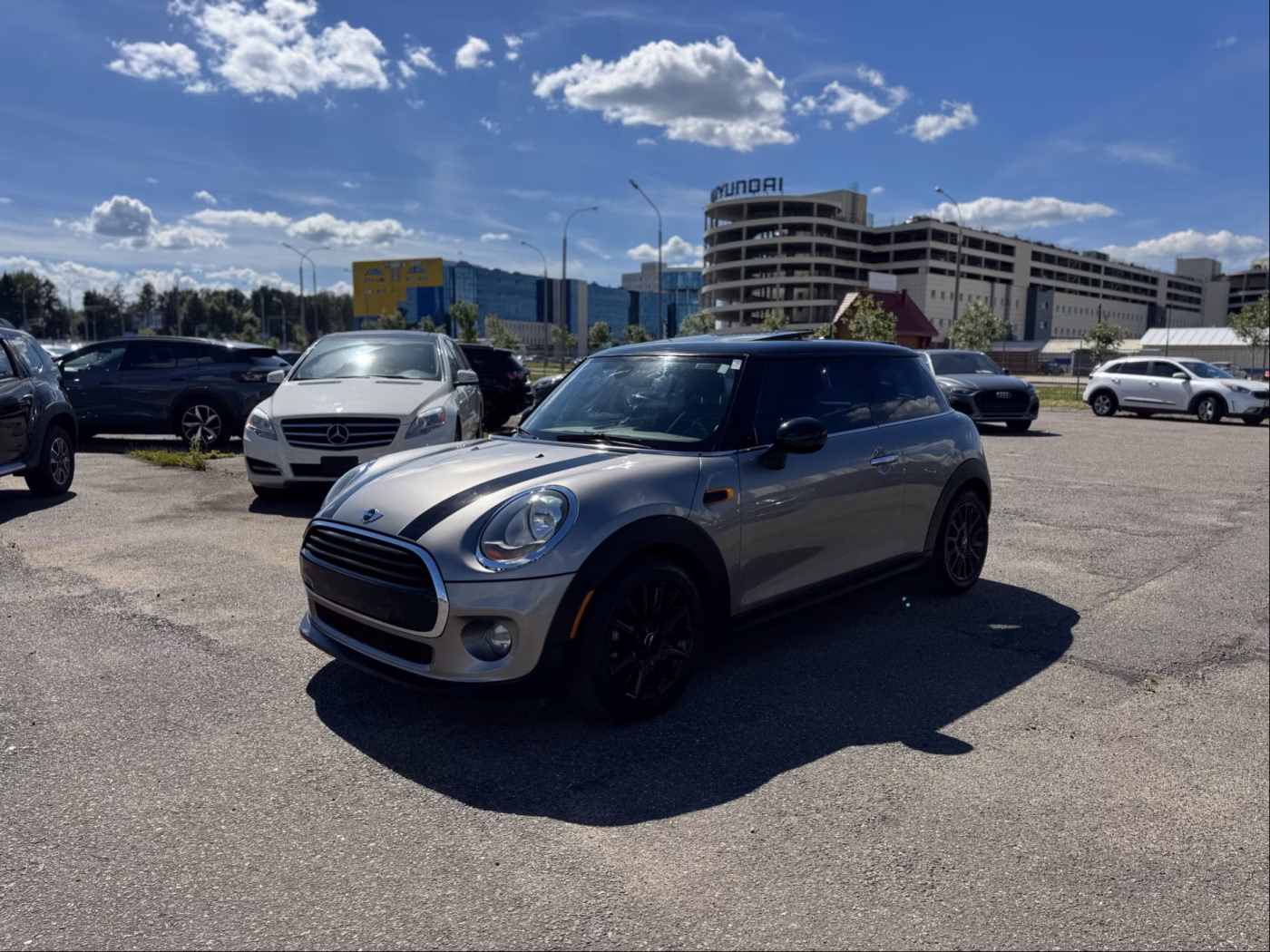 MINI Hatch фото 3