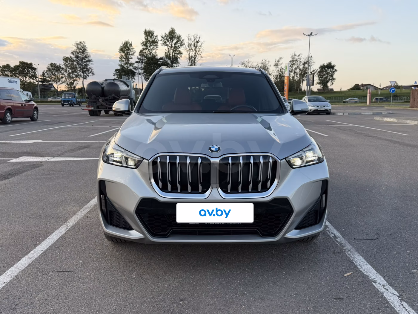 BMW X1 фото 8