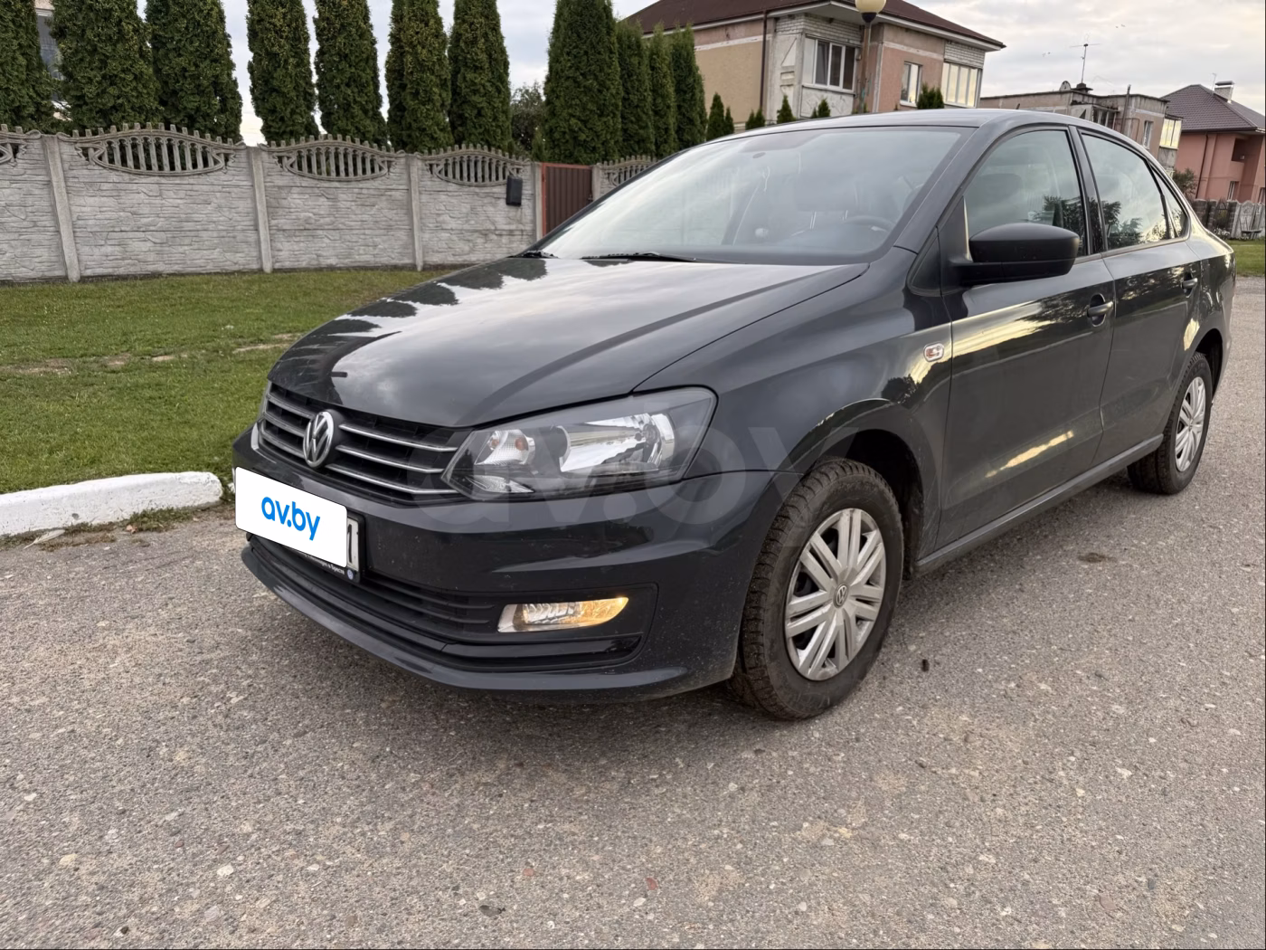 Volkswagen Polo Sedan фото 20