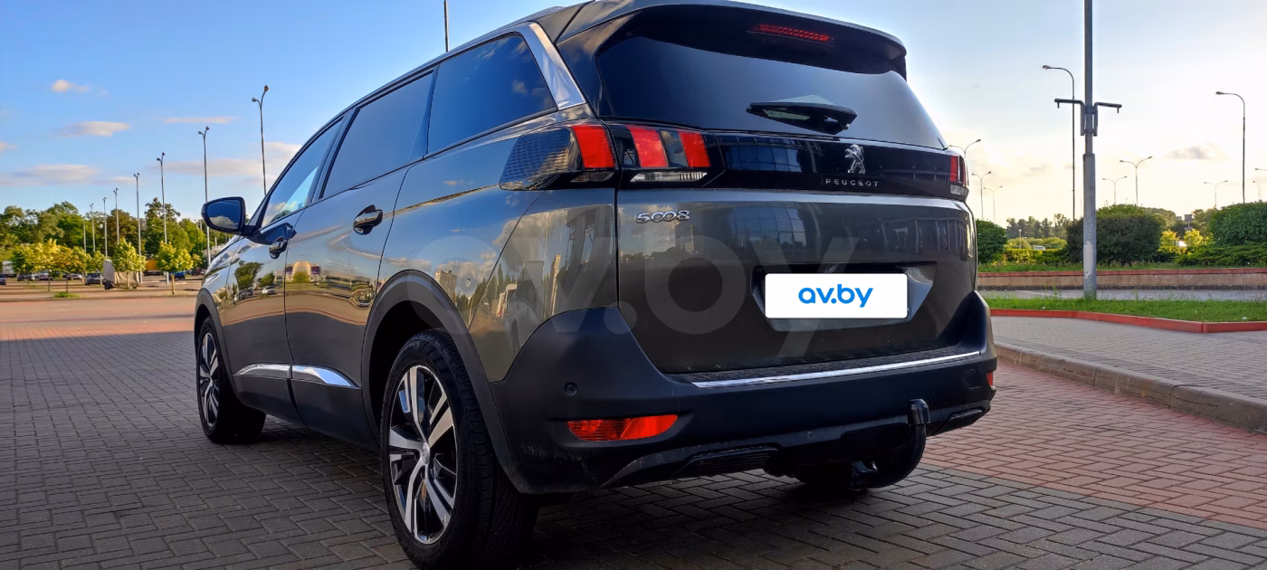 Peugeot 5008 фото 8