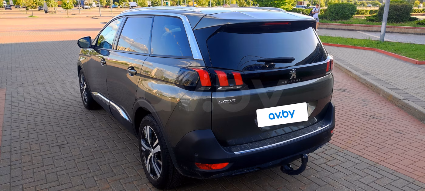 Peugeot 5008 фото 7