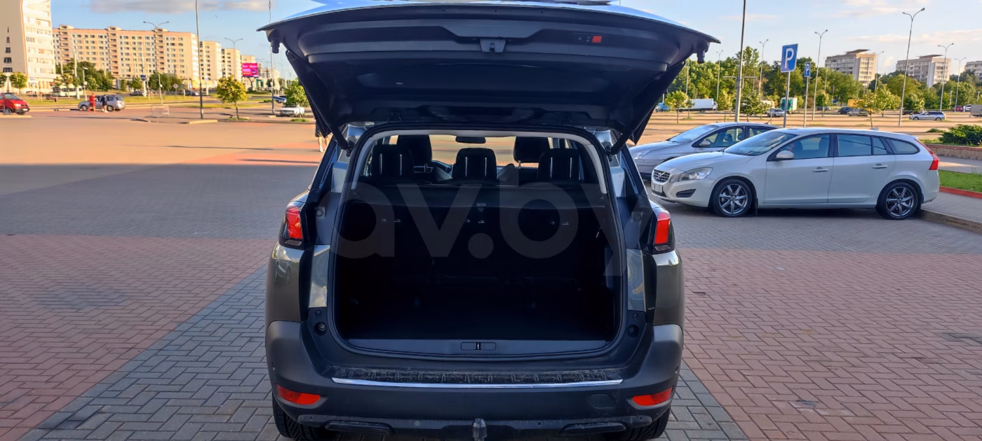 Peugeot 5008 фото 15