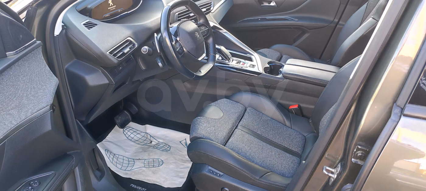 Peugeot 5008 фото 19