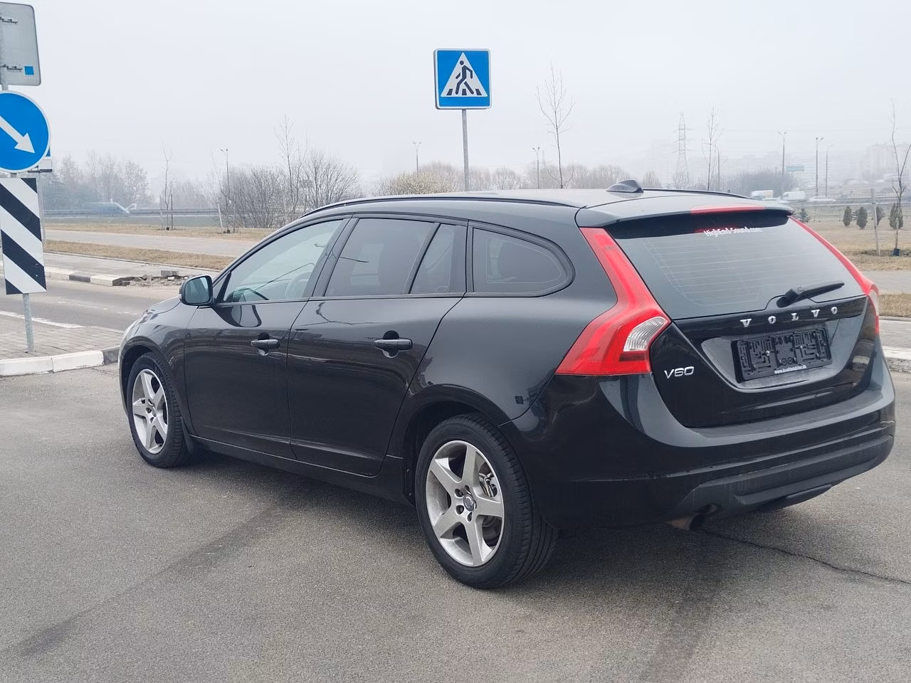 Volvo V60 фото 6