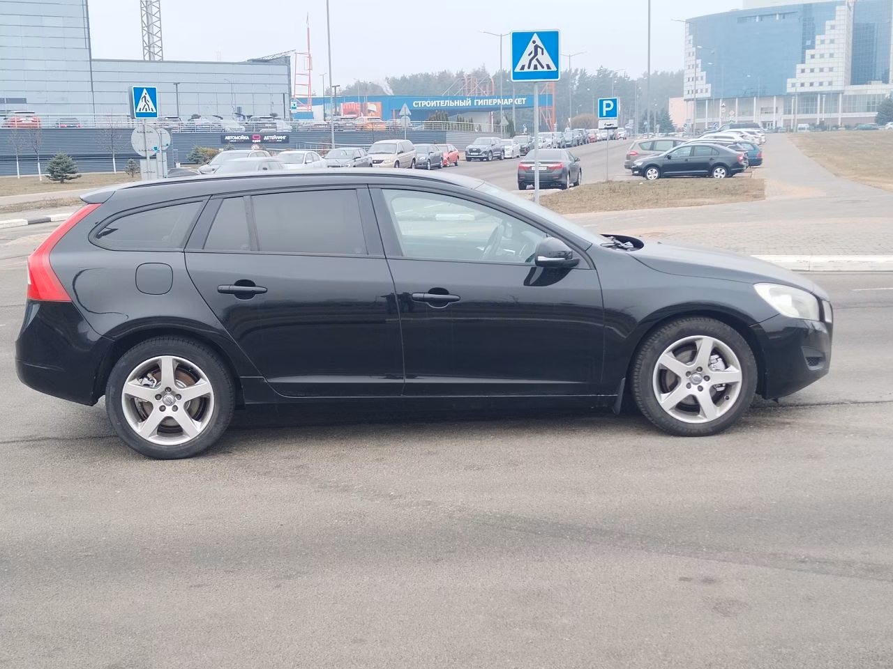 Volvo V60 фото 7