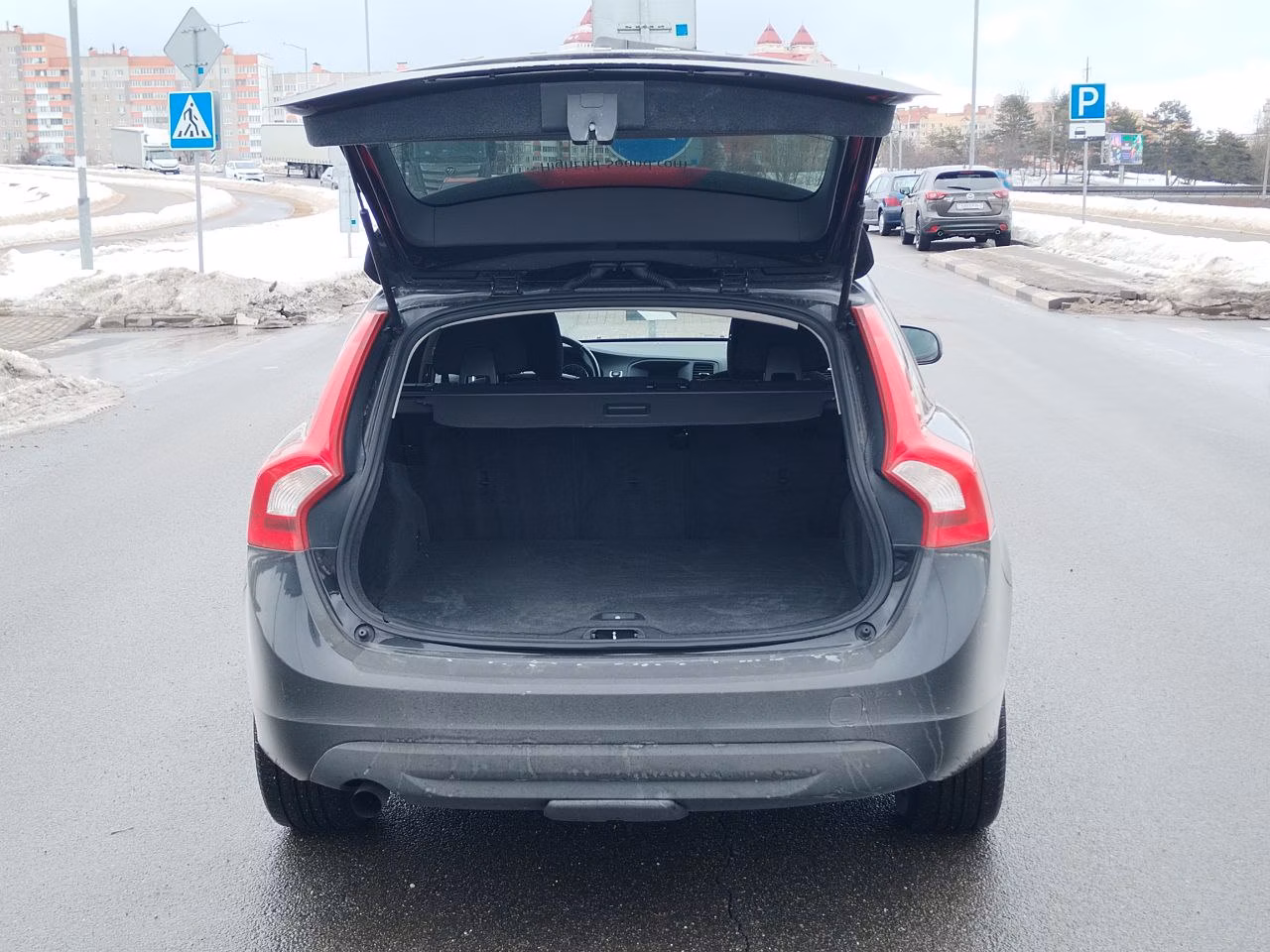Volvo V60 фото 16