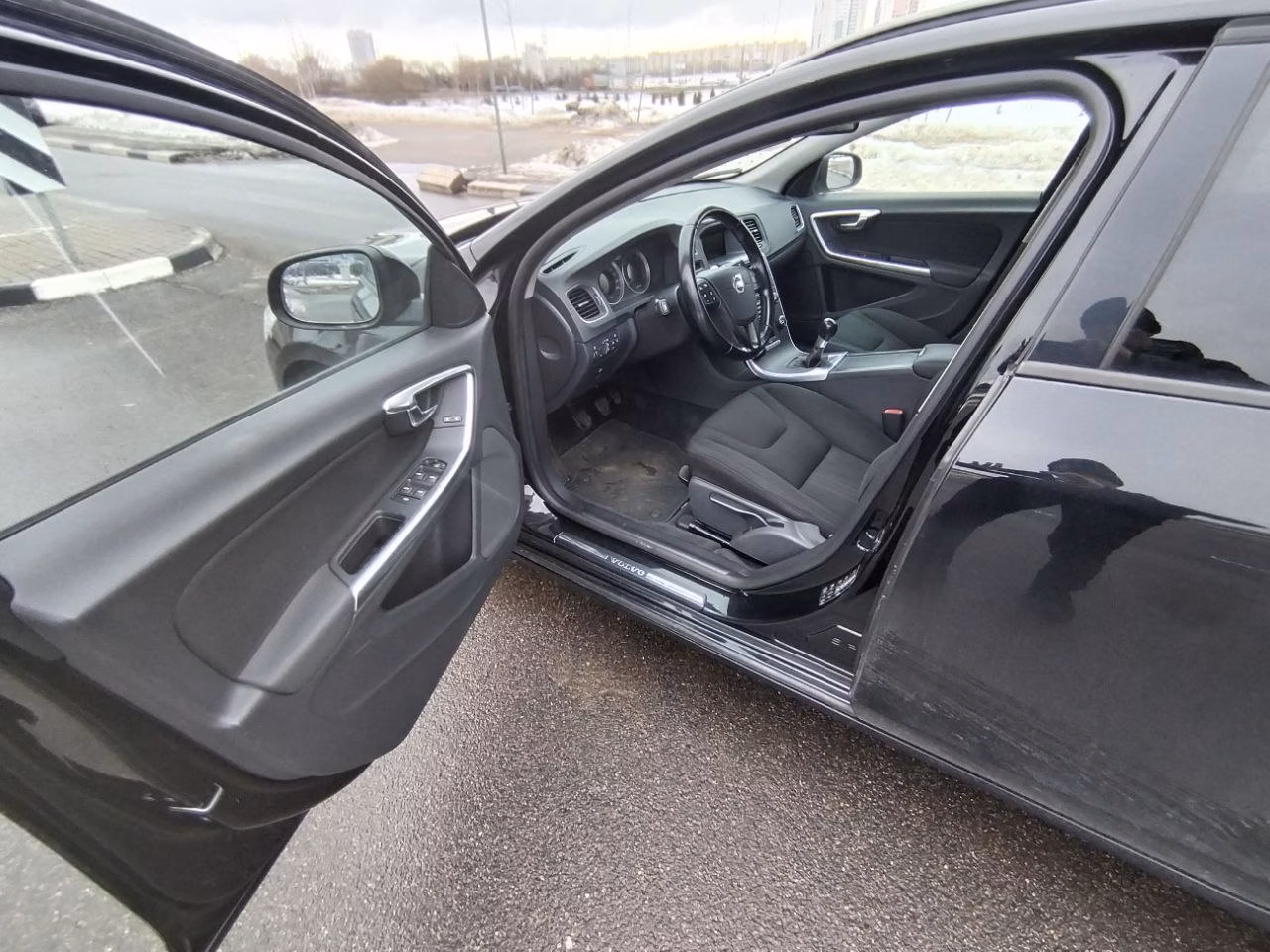 Volvo V60 фото 14