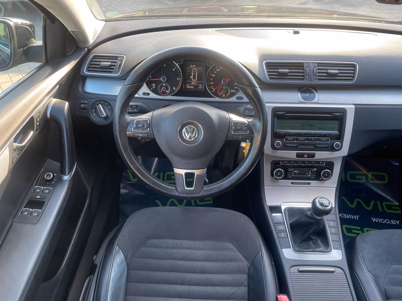 Volkswagen Passat фото 17