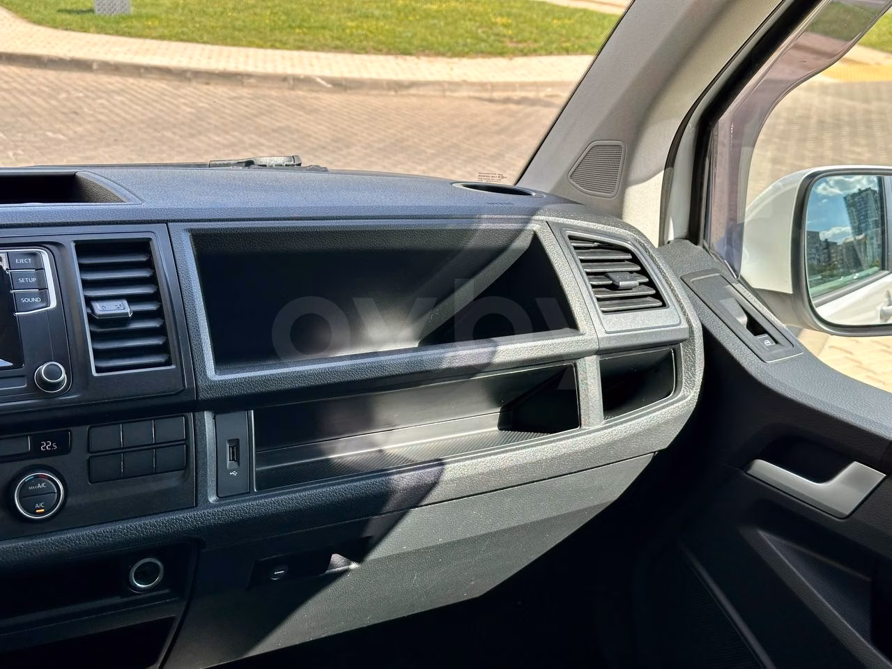 Volkswagen Caravelle фото 21