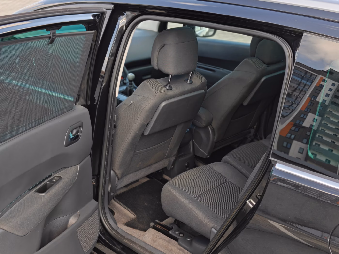Peugeot 5008 фото 11