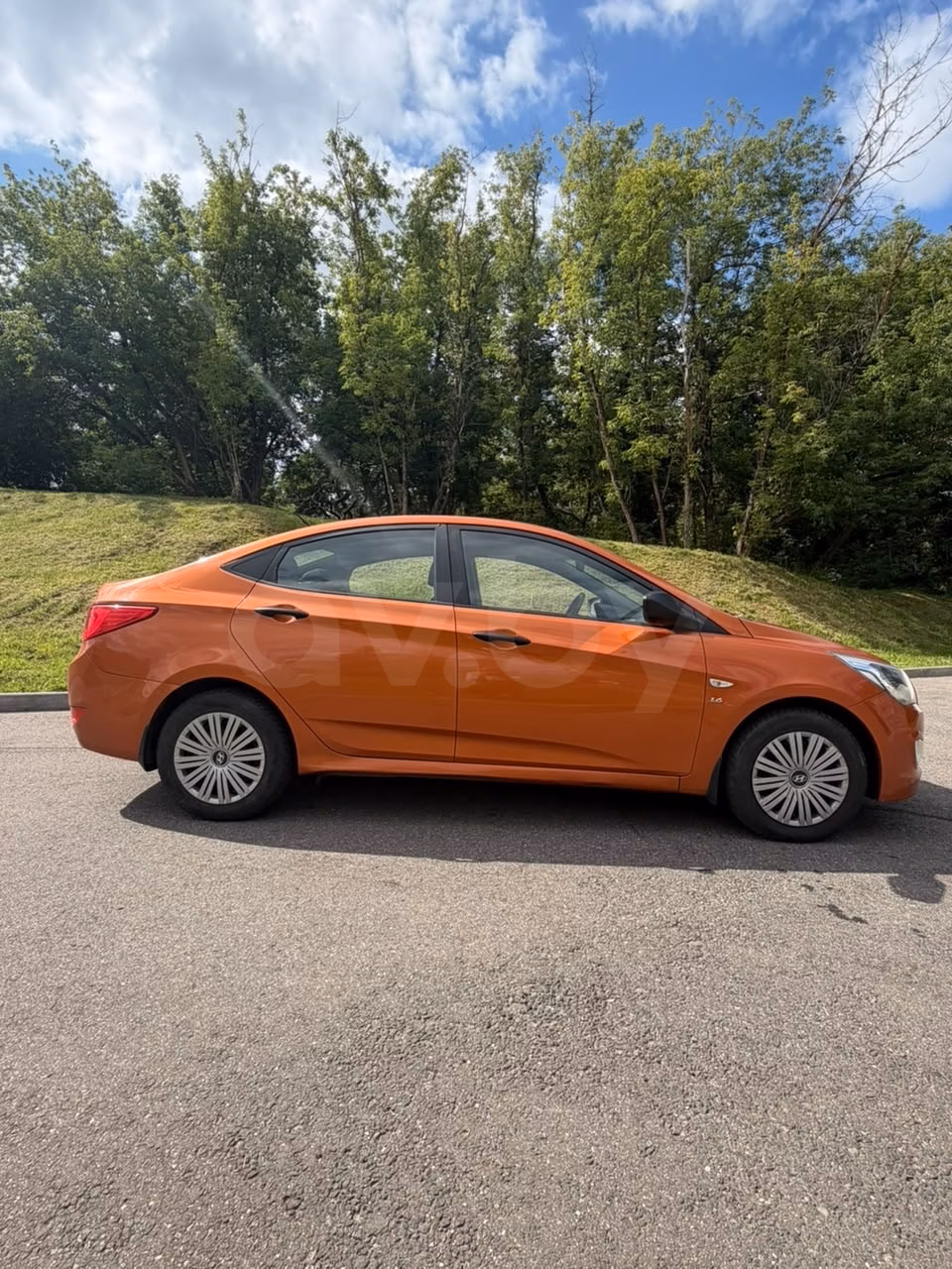 Hyundai Solaris фото 2