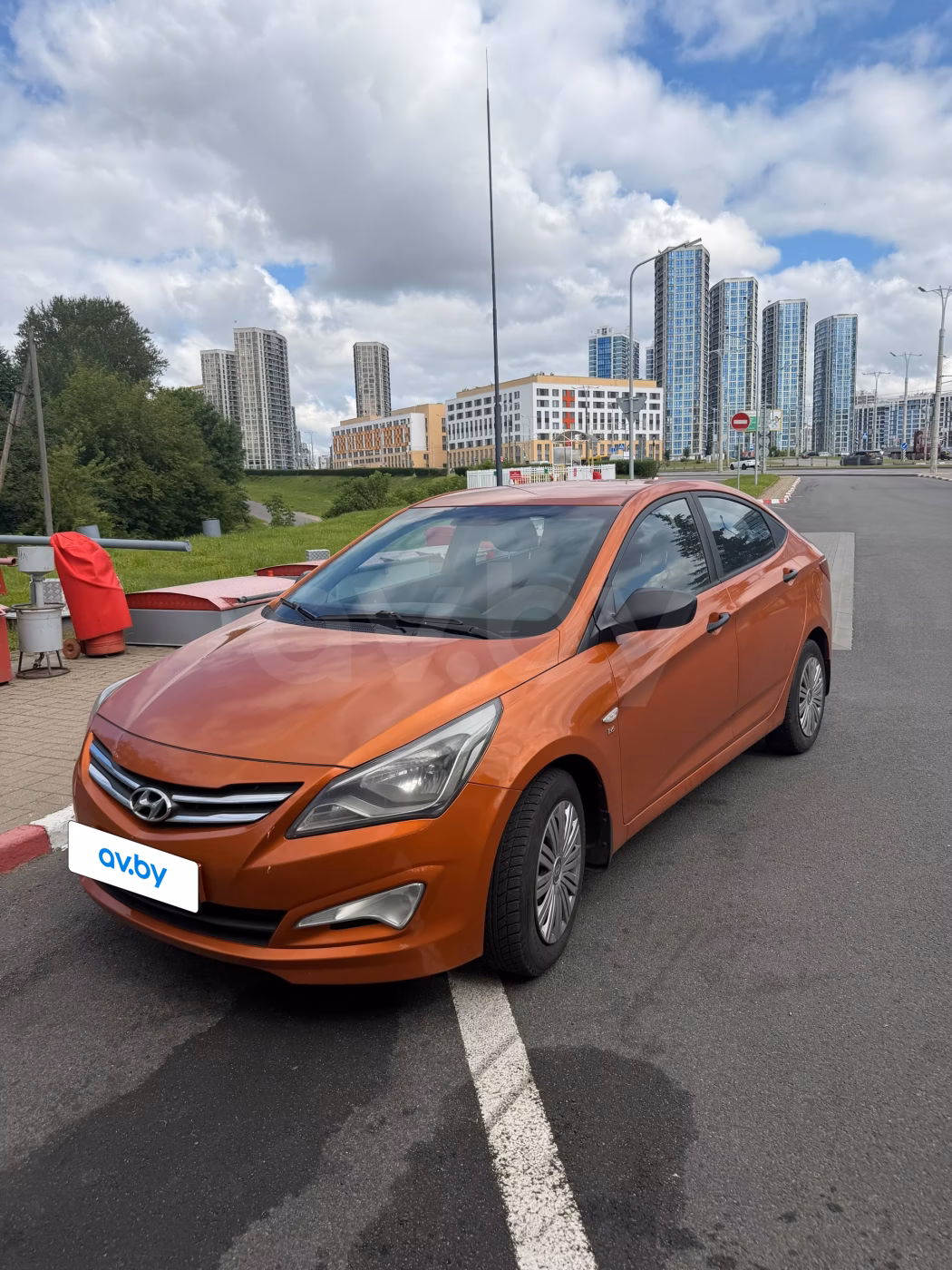 Hyundai Solaris фото 4
