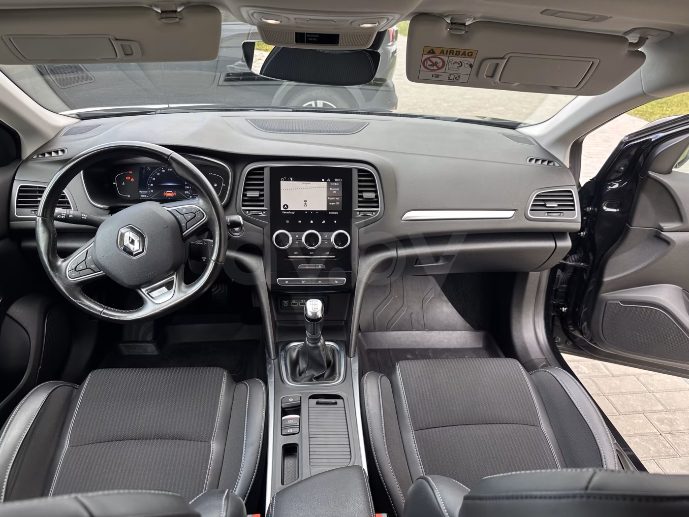 Renault Megane фото 16