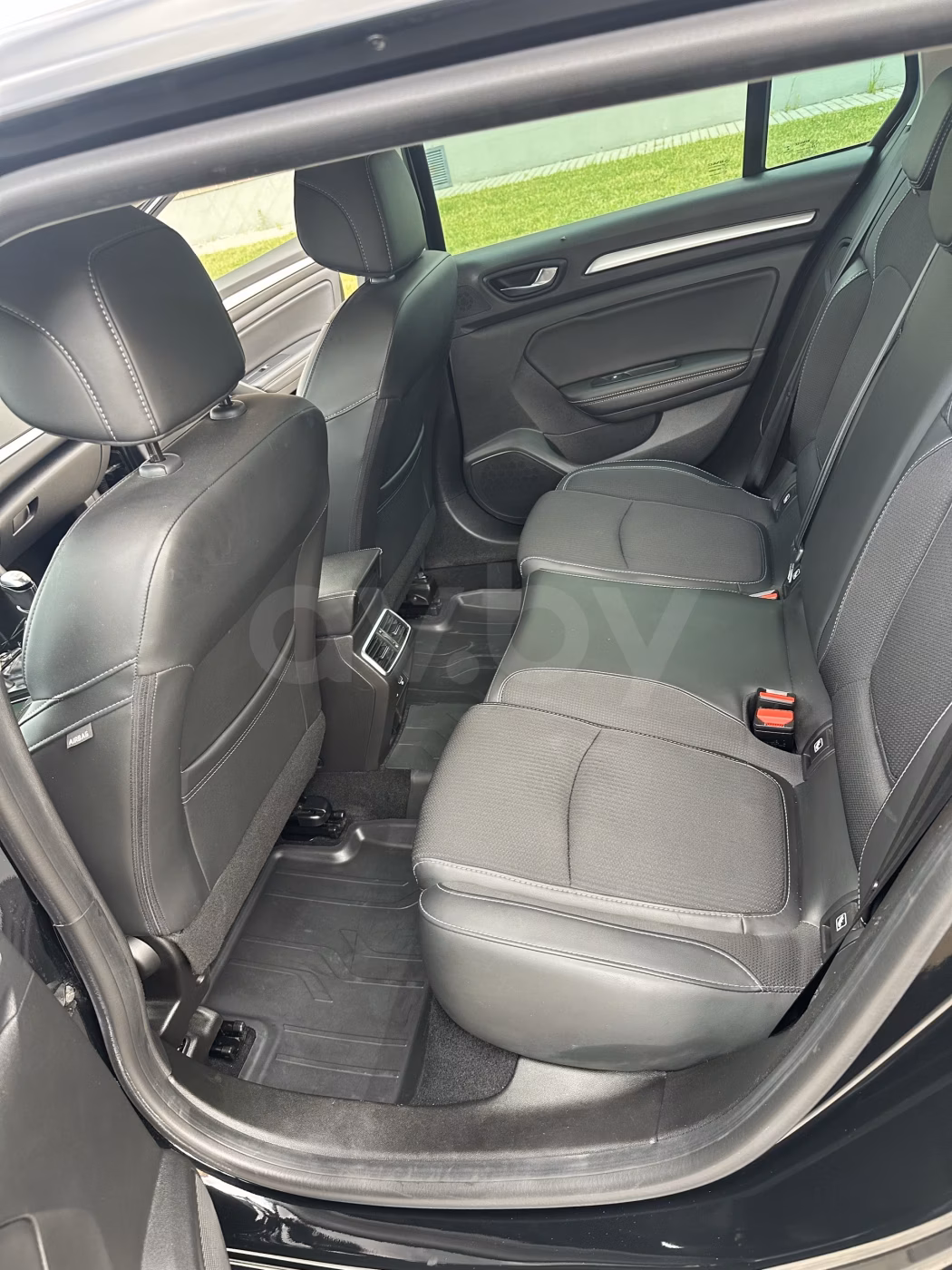Renault Megane фото 21