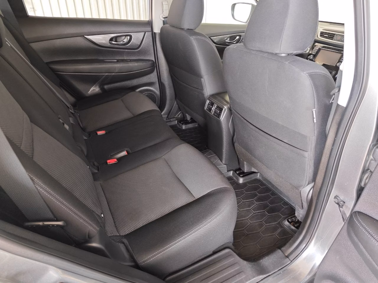 Nissan X-Trail фото 15