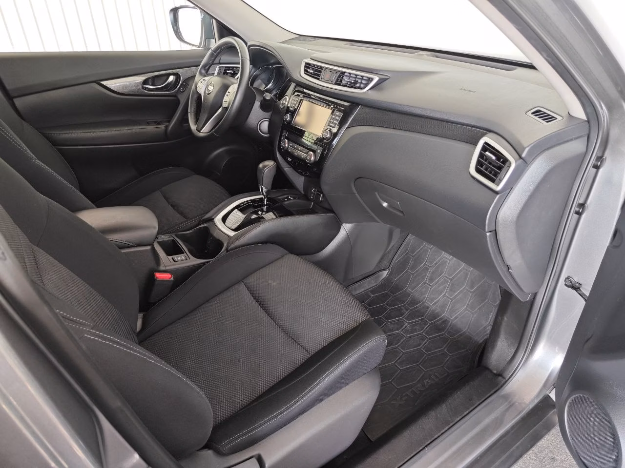 Nissan X-Trail фото 13