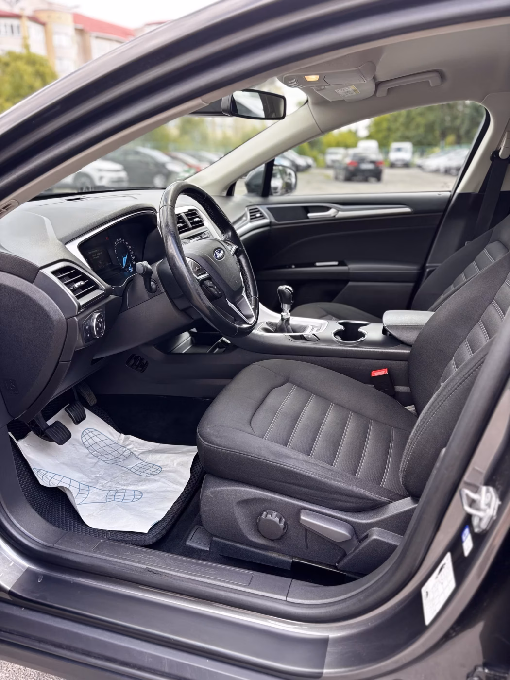 Ford Mondeo фото 8