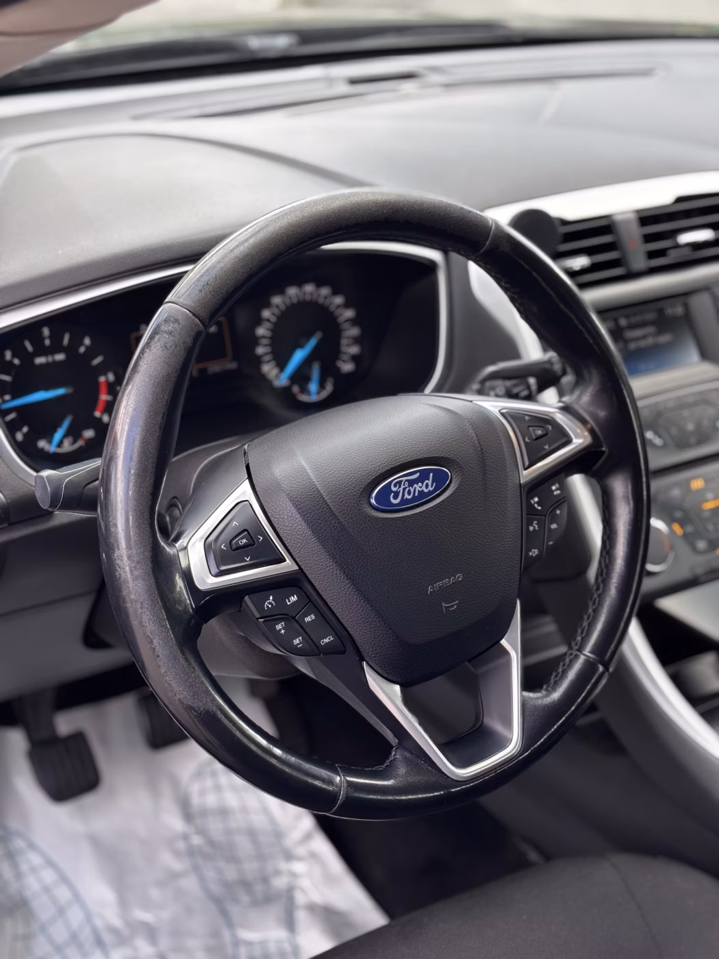 Ford Mondeo фото 11
