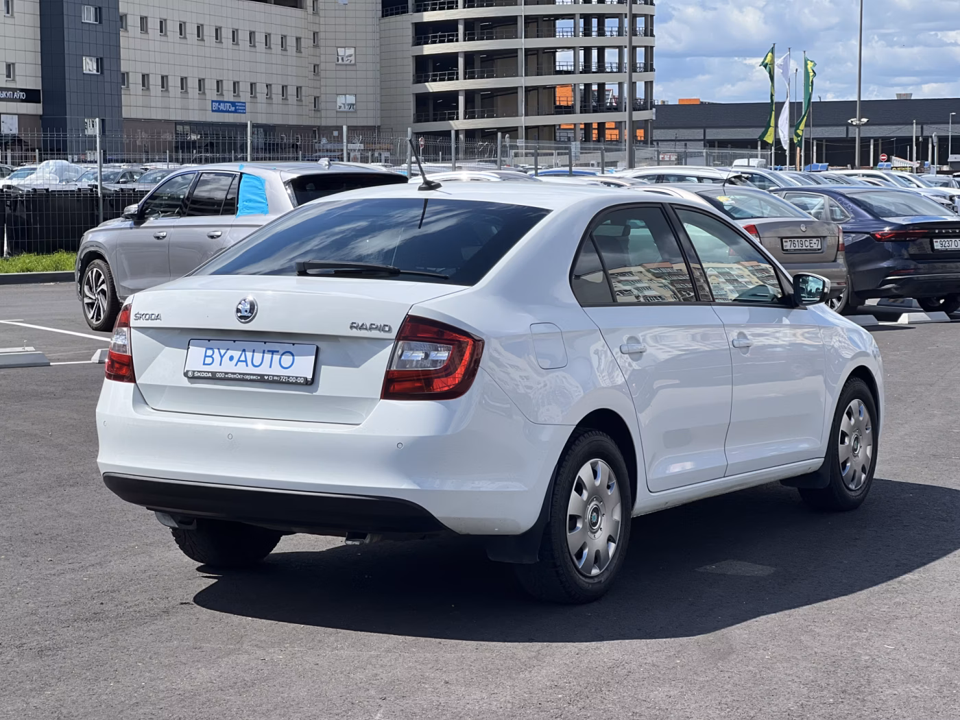 Skoda Rapid фото 3