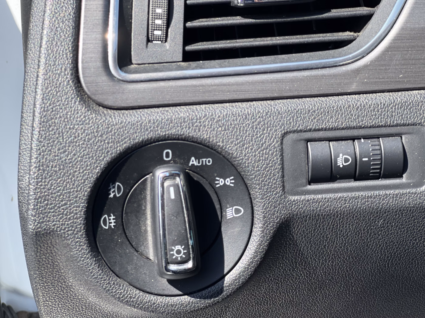 Skoda Rapid фото 13
