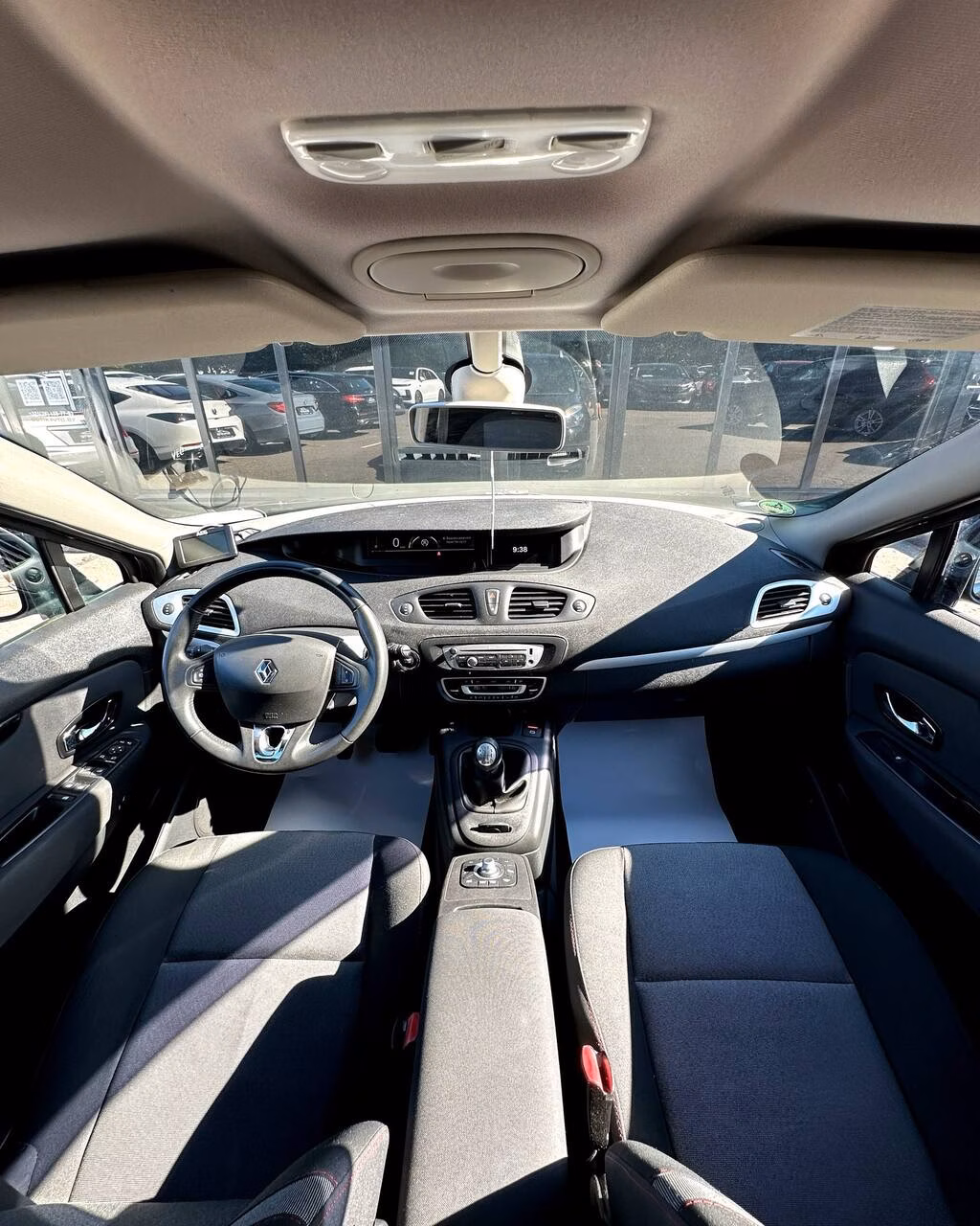 Renault Grand Scenic фото 10