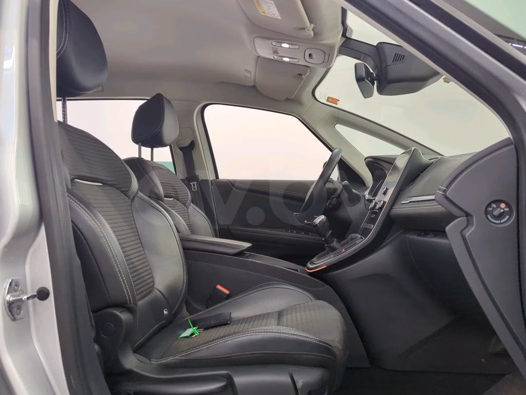 Renault Grand Scenic фото 5