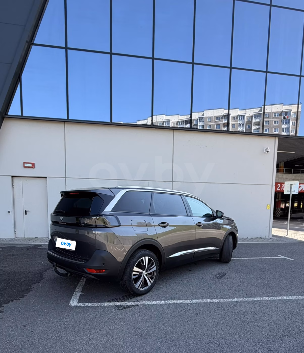 Peugeot 5008 фото 7