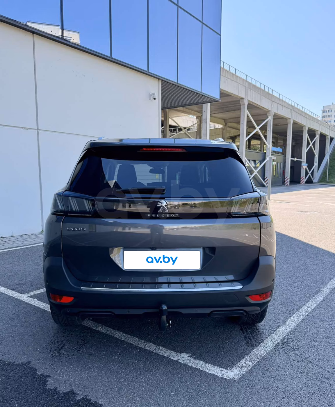 Peugeot 5008 фото 10
