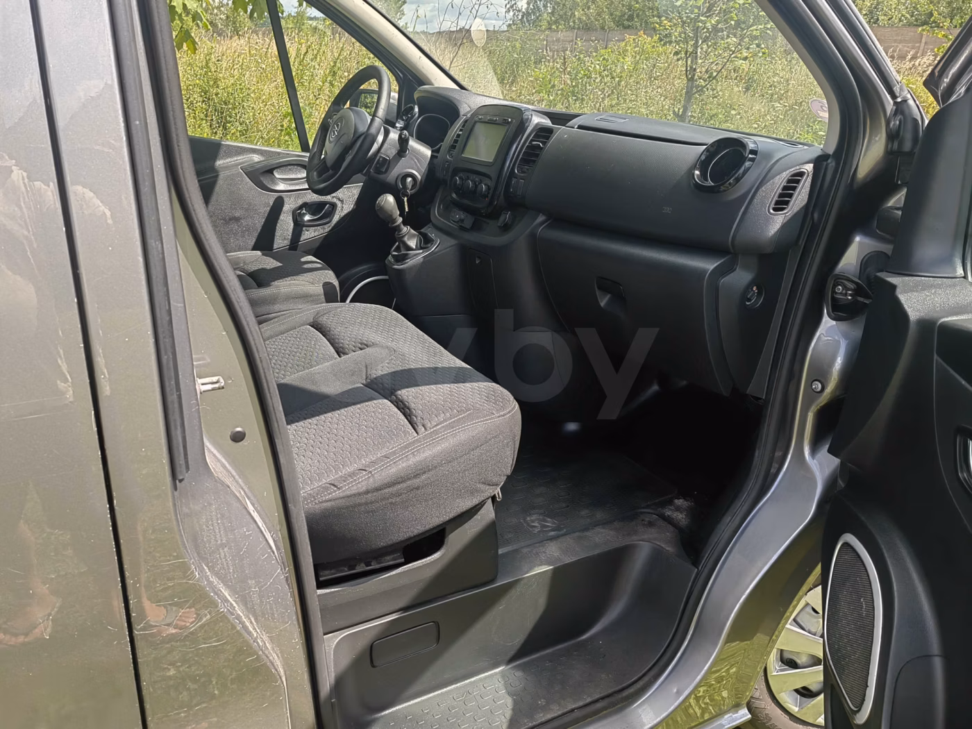 Opel Vivaro фото 19