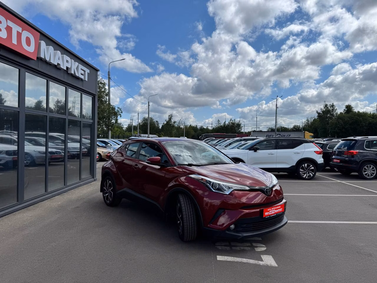 Toyota C-HR фото 3