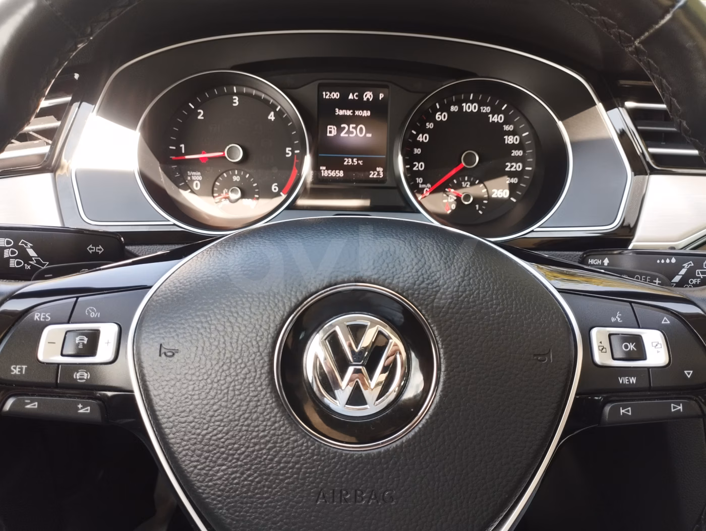 Volkswagen Passat фото 16