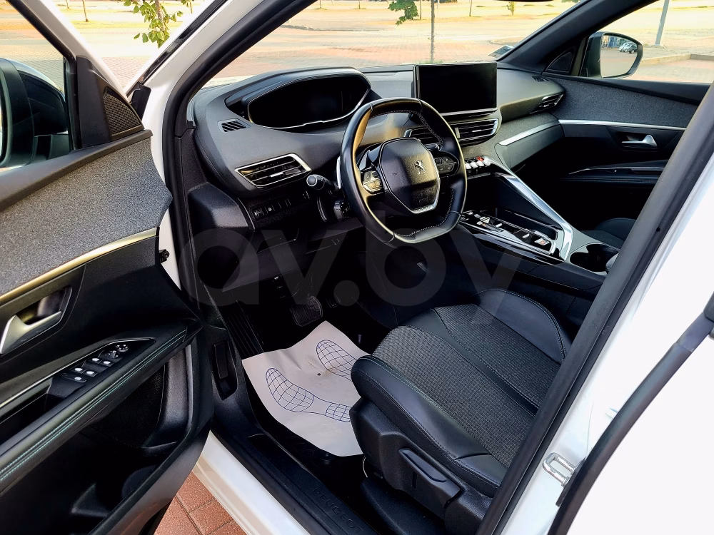 Peugeot 3008 фото 9