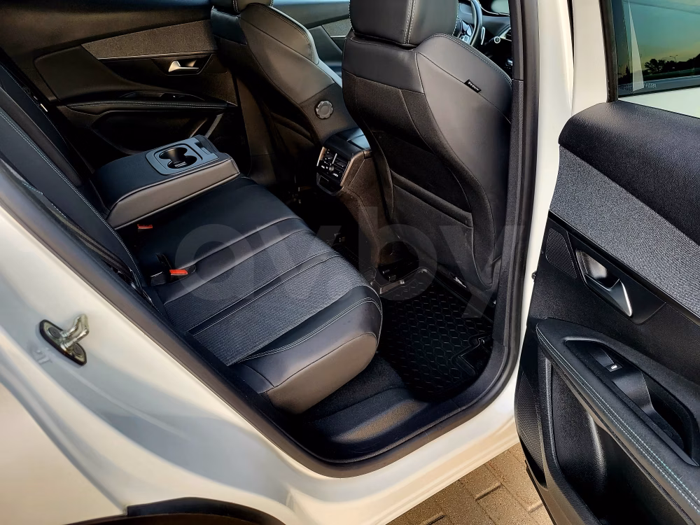 Peugeot 3008 фото 12