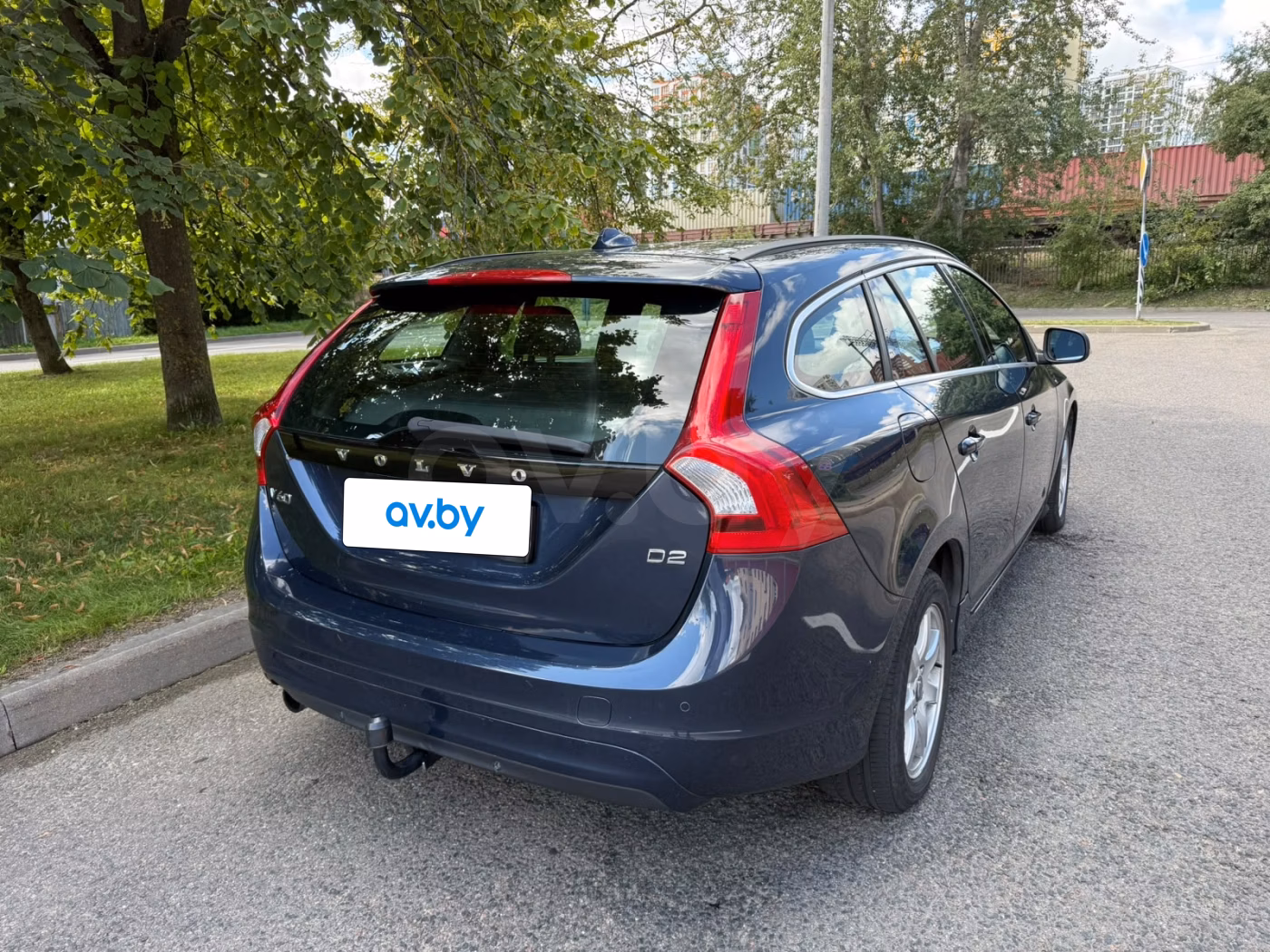 Volvo V60 фото 3